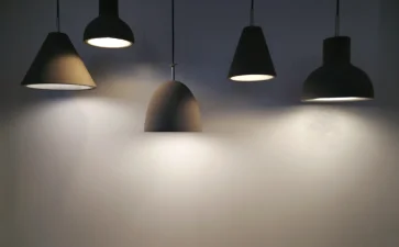 Progettazione dell'illuminazione – lampade e punti luce nel piano 3D